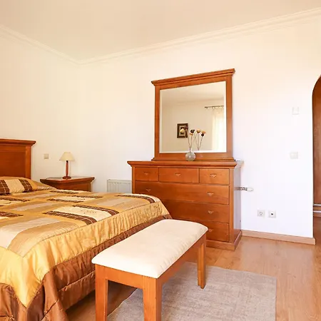 Tio Pedro - Swimming Pool - For Families- By Bedzy Willa Albufeira