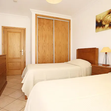 Tio Pedro - Swimming Pool - For Families- By Bedzy *